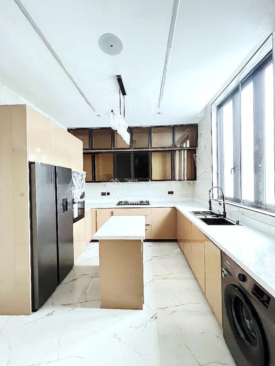 Lovely 5 Bedroom Detached, Lekki Phase 1, Lekki, Lagos, Detached Duplex for Sale