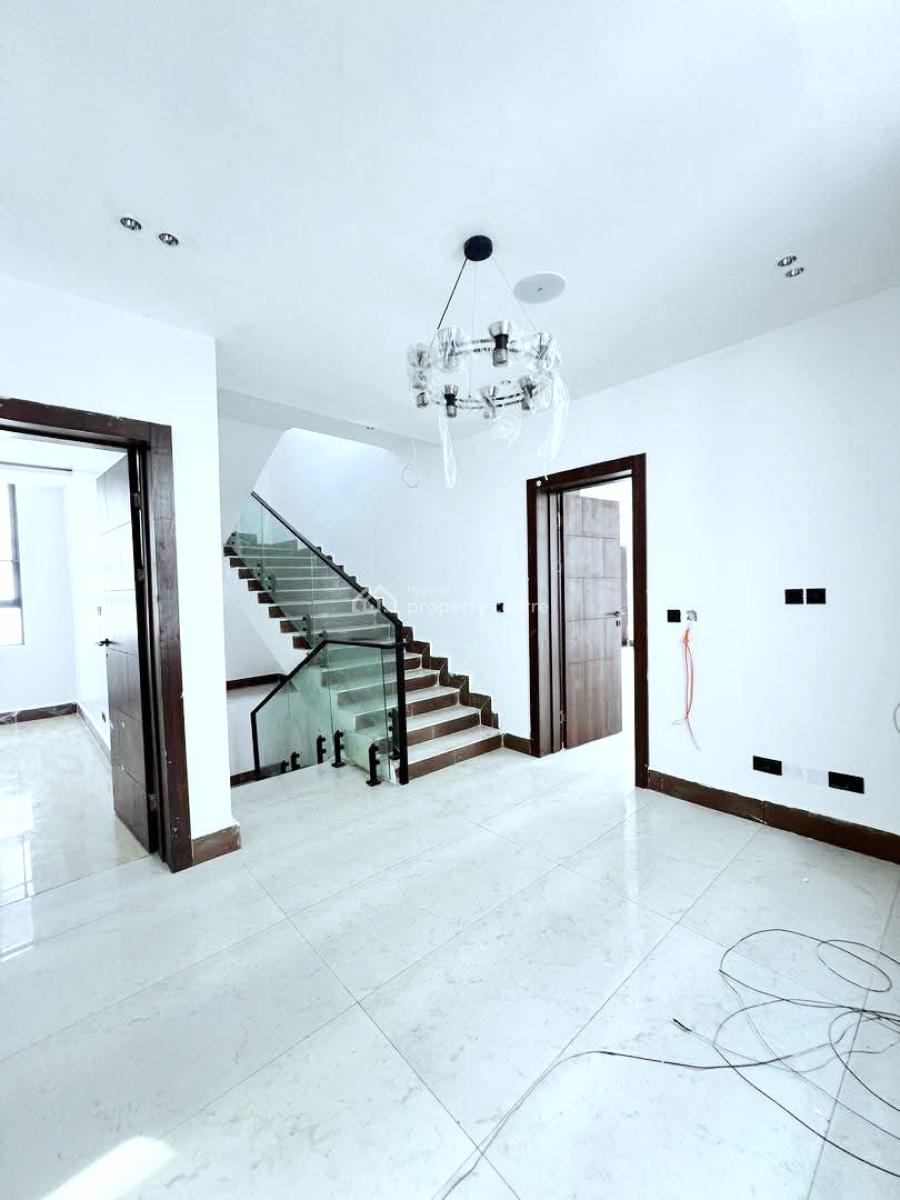 Lovely 5 Bedroom Detached, Lekki Phase 1, Lekki, Lagos, Detached Duplex for Sale