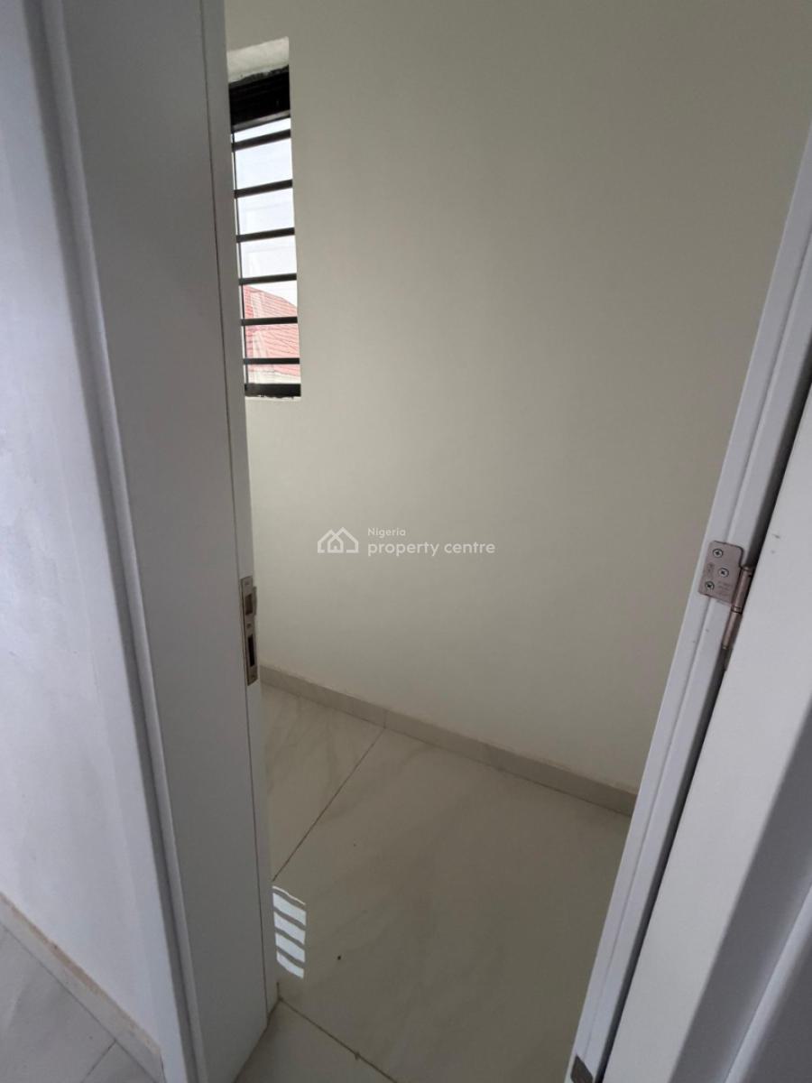 (direct Brief) 6 Bedroom Fully Detached Duplex, Oduduwa Crescent, Ikeja Gra, Ikeja, Lagos, Detached Duplex for Sale