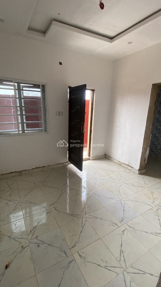 Newly Built Self Contain, Tapa Street, Bariga, Shomolu, Lagos, Self Contain (single Rooms) for Rent