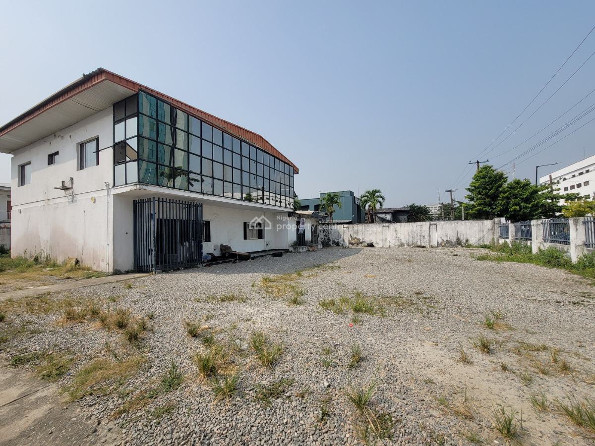 5 Bedrooms Commercial Property with 3 Bq, Victoria Island (vi), Lagos, Commercial Property for Rent