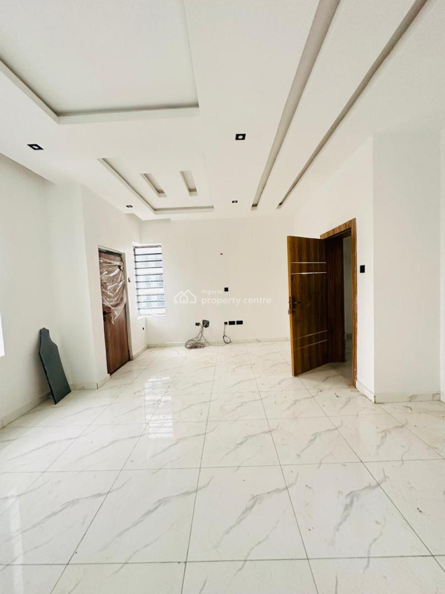 Spaciously Built 4 Bedroom Fully Detached Duplex with Bq, Magodo, Lagos, Detached Duplex for Sale