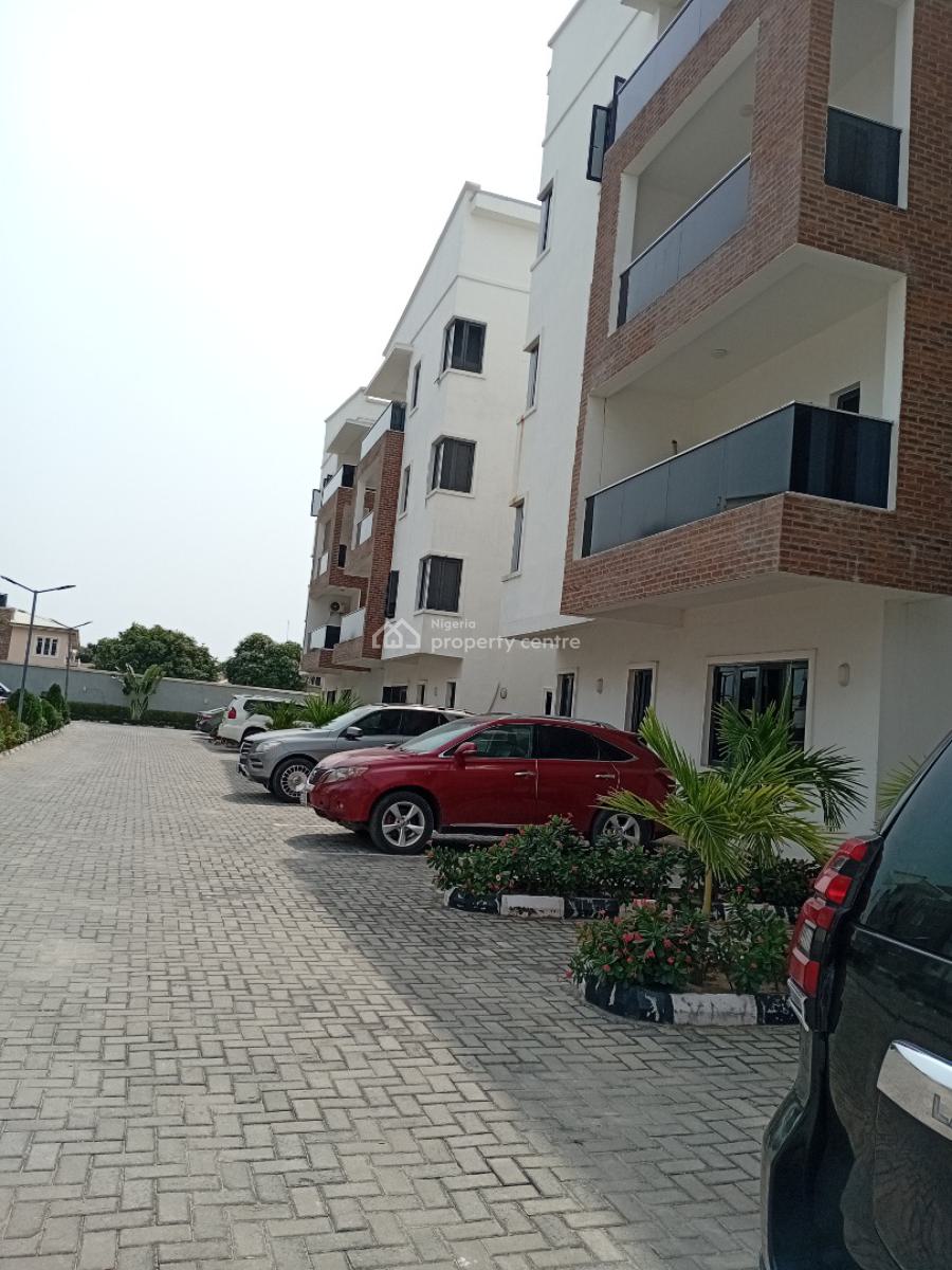 Majestic 3-bedroom Flat, Orchid Road, Lekki, Lagos, Flat / Apartment for Rent