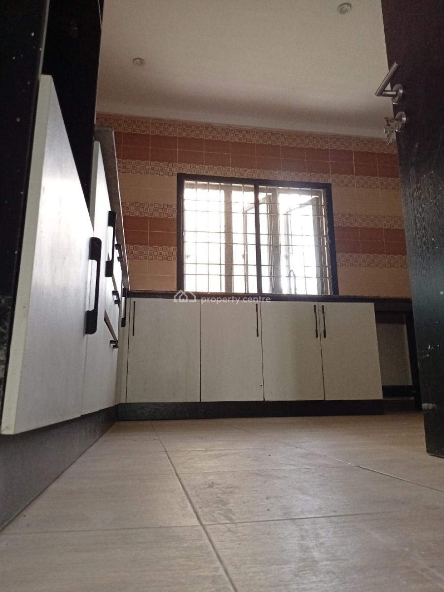 Majestic 3-bedroom Flat, Orchid Road, Lekki, Lagos, Flat / Apartment for Rent