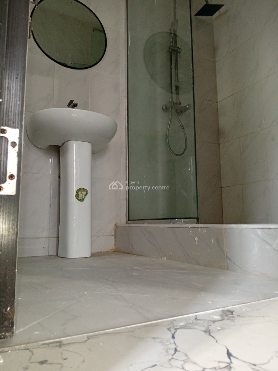 Majestic 3-bedroom Flat, Orchid Road, Lekki, Lagos, Flat / Apartment for Rent