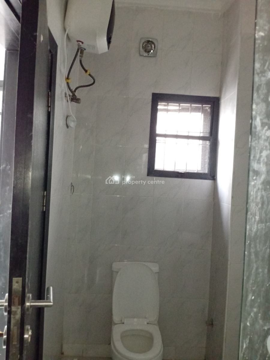 Majestic 3-bedroom Flat, Orchid Road, Lekki, Lagos, Flat / Apartment for Rent