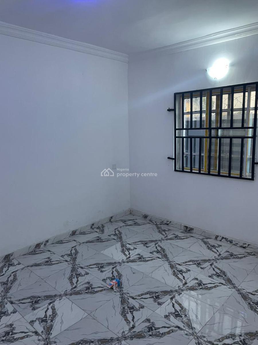 Luxury Mini Flat with 24/7 Power and Mini Lounge, Oreta Rd, Igbogbo, Ikorodu, Lagos, Flat / Apartment for Rent
