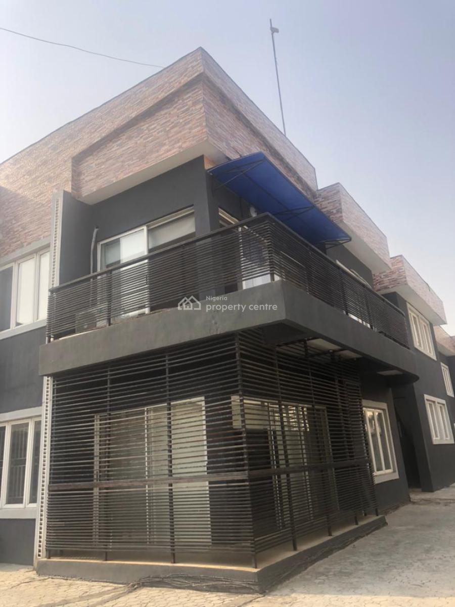 3 Bedroom  Apartment, Lekki Phase 1, Lekki, Lagos, Semi-detached Duplex for Rent