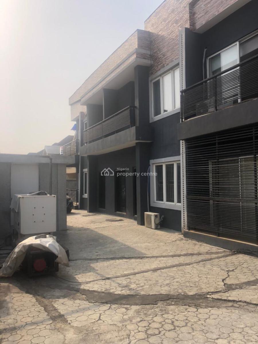 3 Bedroom  Apartment, Lekki Phase 1, Lekki, Lagos, Semi-detached Duplex for Rent