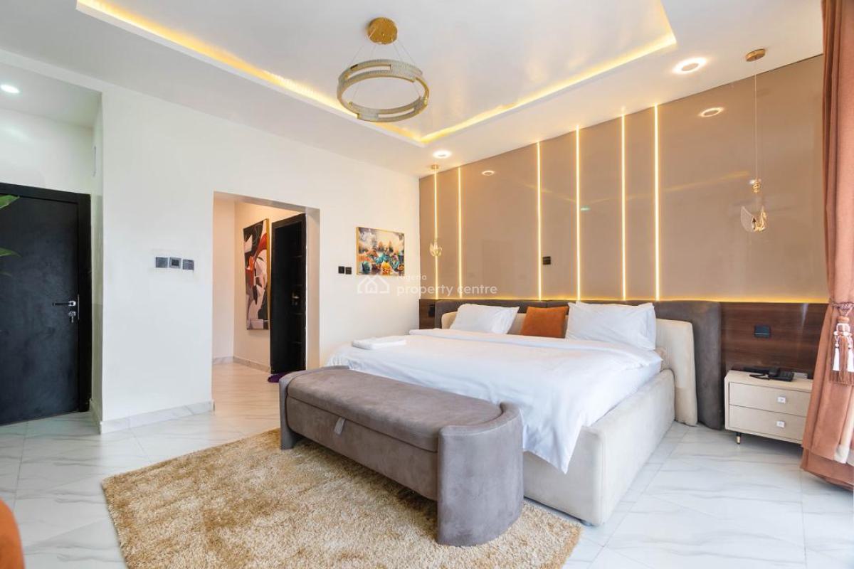 Luxurious 2-bedroom W/ps5/snooker Board, Off Freedomway Lekki Phase1, Lekki Phase 1, Lekki, Lagos, Flat / Apartment Short Let