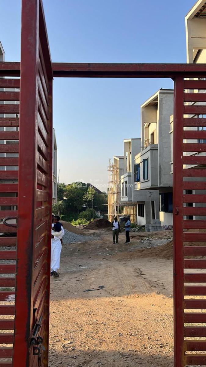 6-bedroom Duplex, Wuye, Abuja, House for Sale