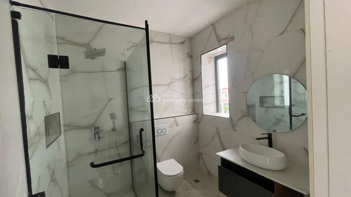 Massive 5-bedroom Detached Duplex, Lekki Phase 1, Lekki, Lagos, Detached Duplex for Sale