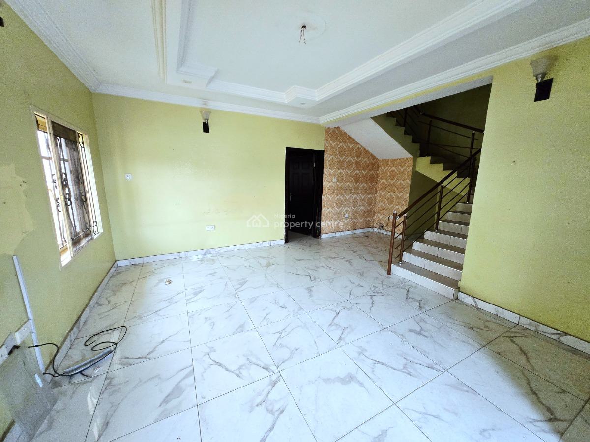 3 Bedroom Semi-detached Duplex, Lekki Phase 1, Lekki, Lagos, Semi-detached Duplex for Rent
