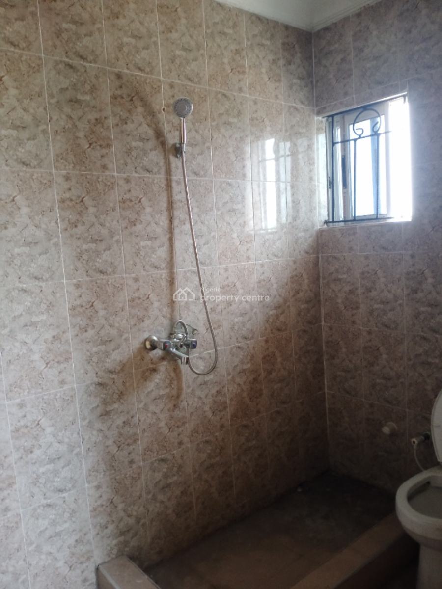 Luxurious 2 Bedroom Apartment Upstairs, Governors Road, Ibeju Lekki, Lagos, Flat / Apartment for Rent