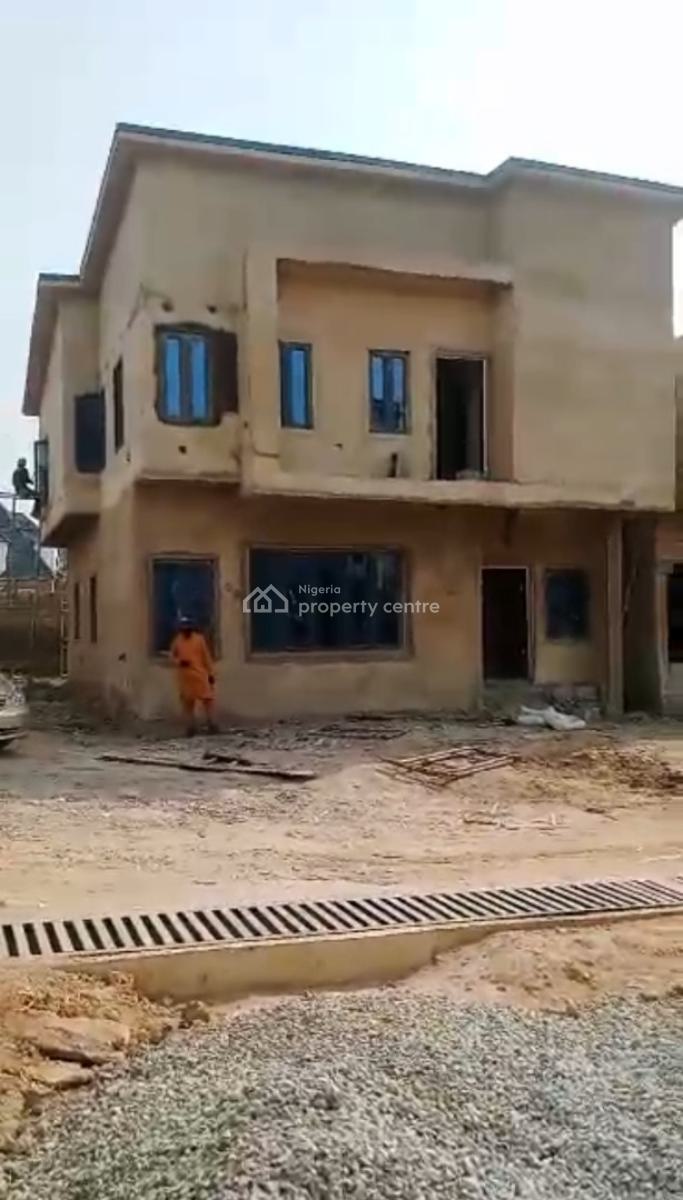 Sound 4 Bedroom Terrace Duplex, Airport Road, Lugbe District, Abuja, Terraced Duplex for Sale