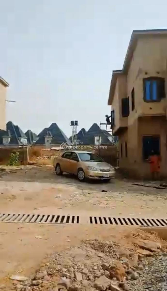 Sound 4 Bedroom Terrace Duplex, Airport Road, Lugbe District, Abuja, Terraced Duplex for Sale
