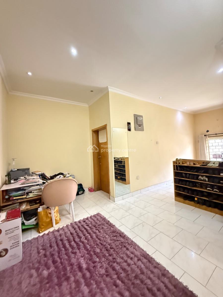 Spacious Four Bedroom Semi Detached with Bq Private Compound, Lekki Phase, Lekki Phase 1, Lekki, Lagos, Semi-detached Duplex for Sale