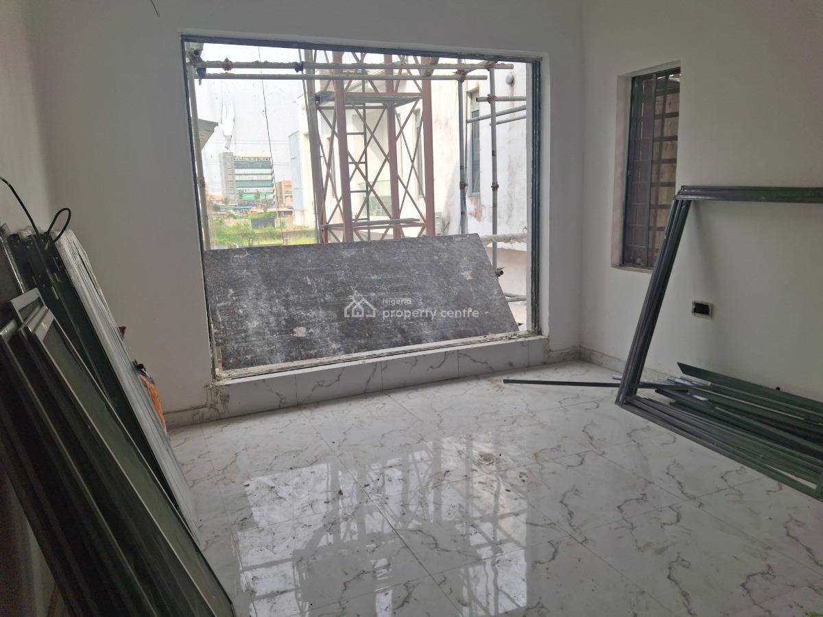 Newly Built 2 Bedroom Apartments with Bq, Ologolo, Lekki, Lagos, Flat / Apartment for Rent