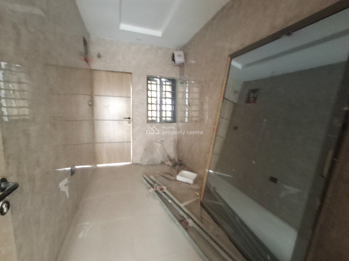 Newly Built 2 Bedroom Apartments with Bq, Ologolo, Lekki, Lagos, Flat / Apartment for Rent