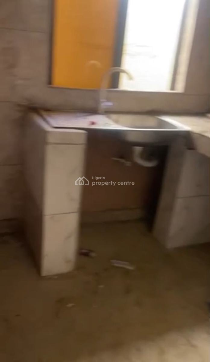 Lovely Room Self Contain, Adelabu, Surulere, Lagos, Self Contain (single Rooms) for Rent