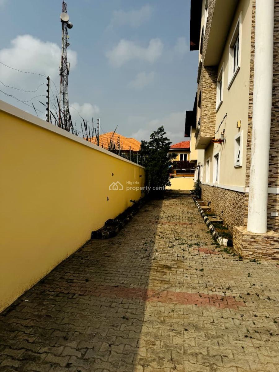 Spacious 6 Bedroom Semi Detached Duplex in+ Bq, Alfa Beach Road, By New Road, Igbo Efon, Lekki, Lagos, Semi-detached Duplex for Rent