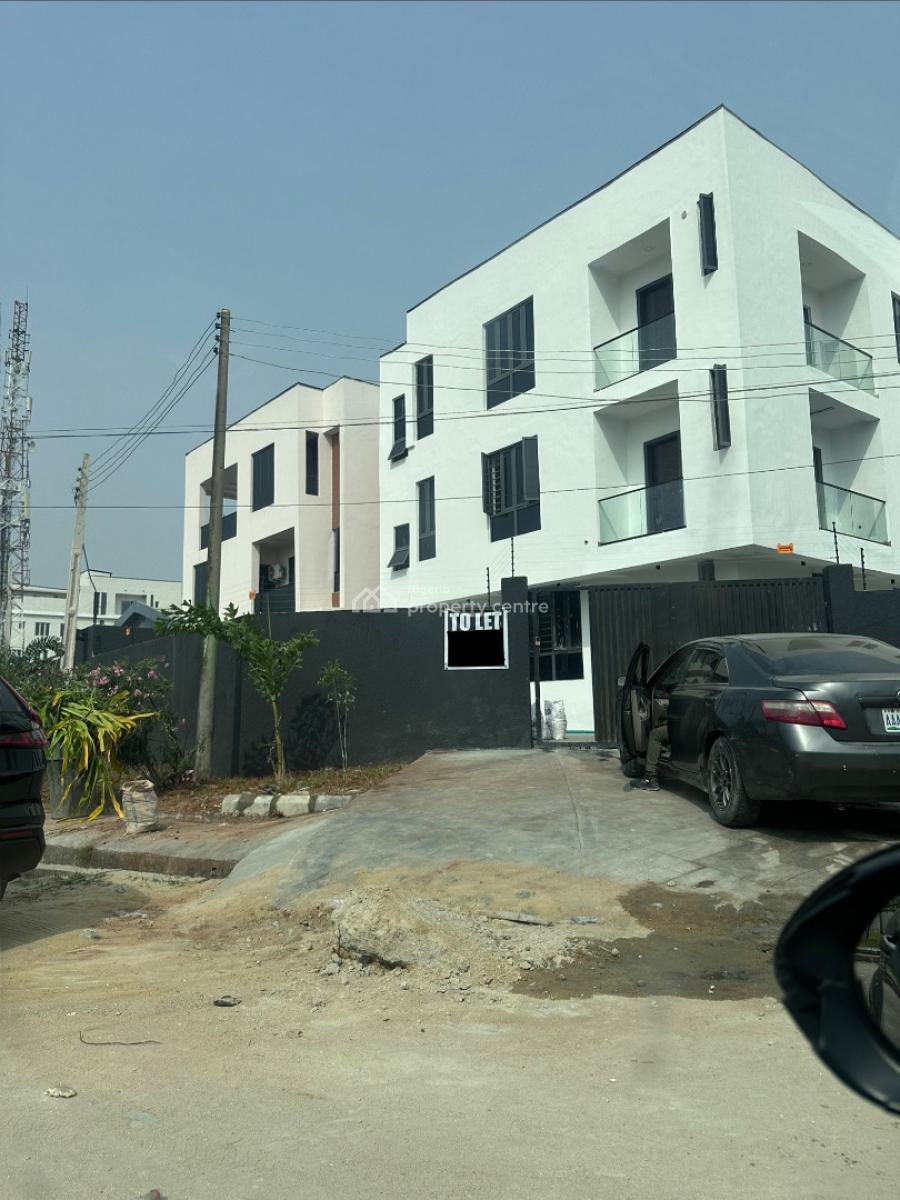 3 Bedroom Apartment + Bq, Lekki Phase 1, Lekki, Lagos, Flat / Apartment for Rent