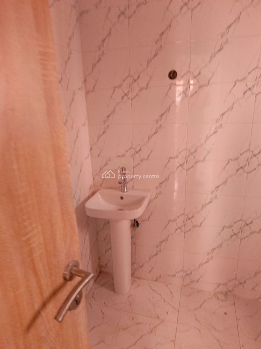 Brand New Serviced 3 Bedroom Flat on a Ground Floor in an Estate, News Engineering, Dawaki, Gwarinpa, Abuja, Flat / Apartment for Rent