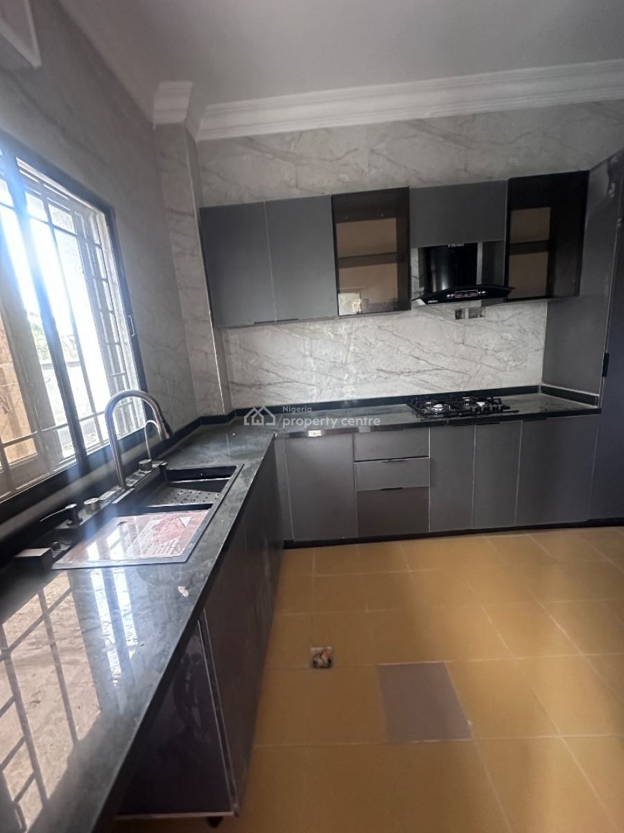 Luxury 3 Bedroom Apartments Plus Bq, Lekki Phase 1, Lekki, Lagos, Flat / Apartment for Rent