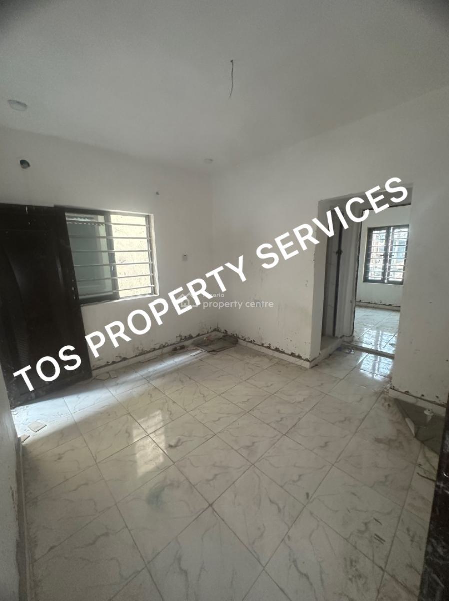 New Mini Flat (upstairs), Off Herbert Macaulay Way, Yaba, Lagos, Mini Flat (room and Parlour) for Rent