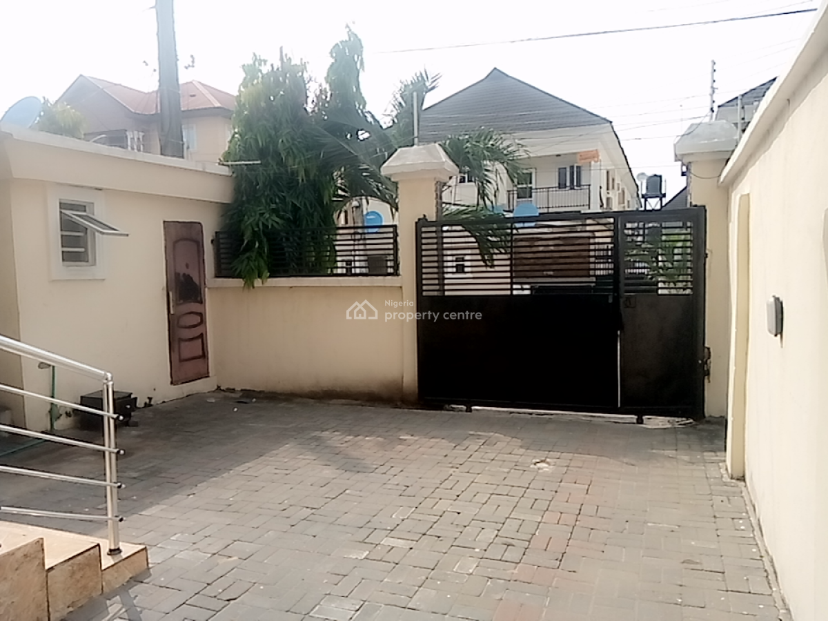 a Neatly and Massively Built 4 Bedroom Semi Detached Duplex and a Bq, Osapa, Lekki, Lagos, Semi-detached Duplex for Rent