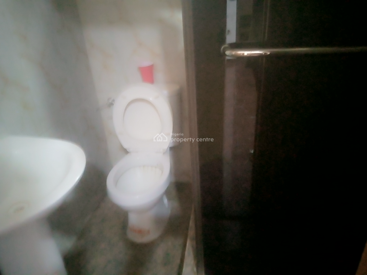 a Neatly and Massively Built 4 Bedroom Semi Detached Duplex and a Bq, Osapa, Lekki, Lagos, Semi-detached Duplex for Rent