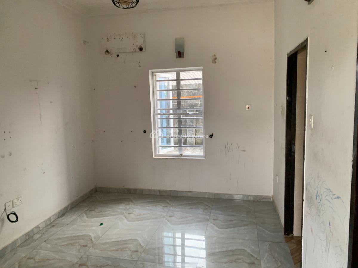 Clean Mini Flat with Pop, Guest Toilet, Abijo, Victory Villa Estate, Ajah, Lagos, Mini Flat (room and Parlour) for Rent