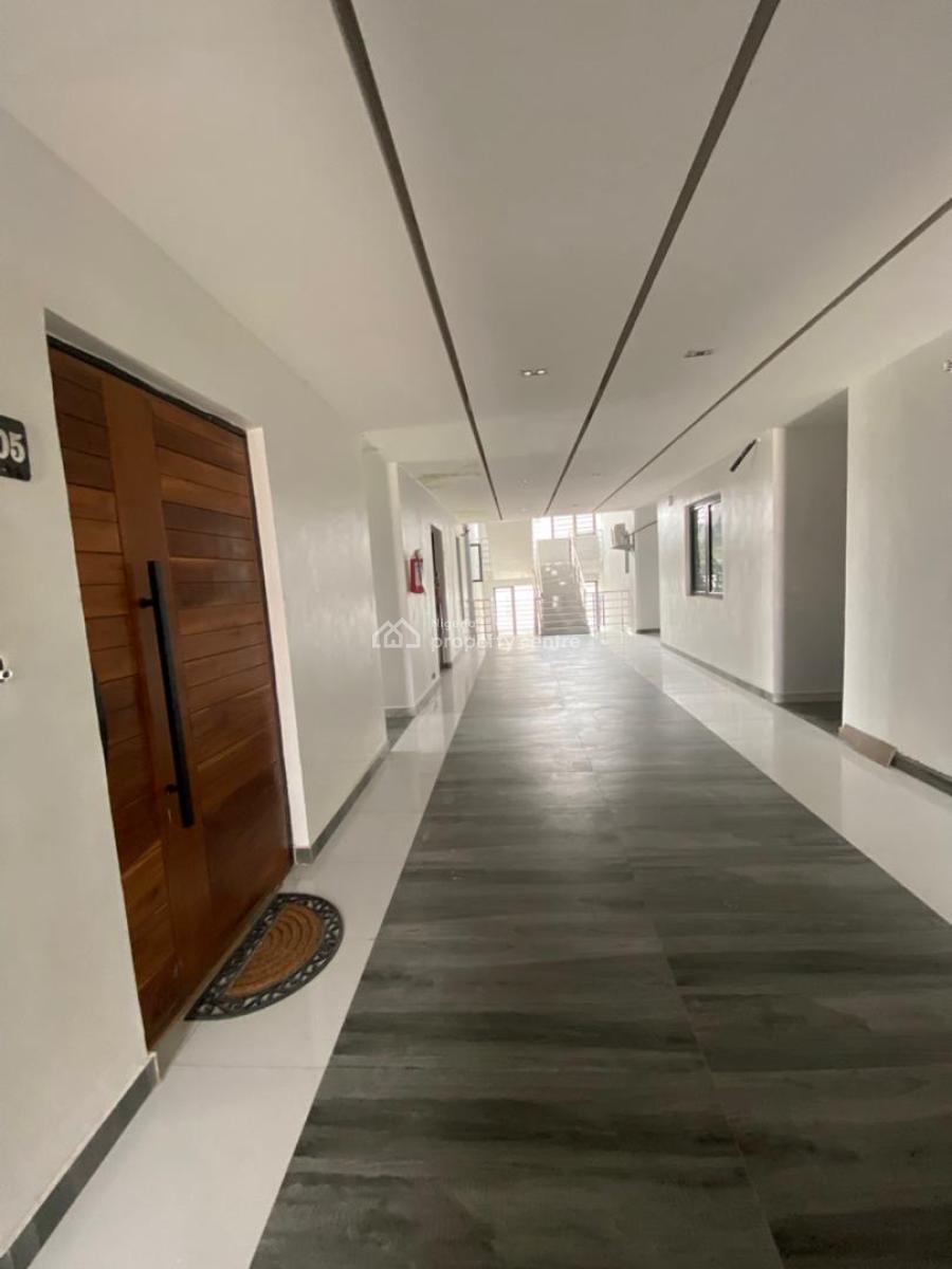 Luxurious 2 Bedroom Apartment with Pool, Lekki Phase 1, Lekki, Lagos, Flat / Apartment for Sale