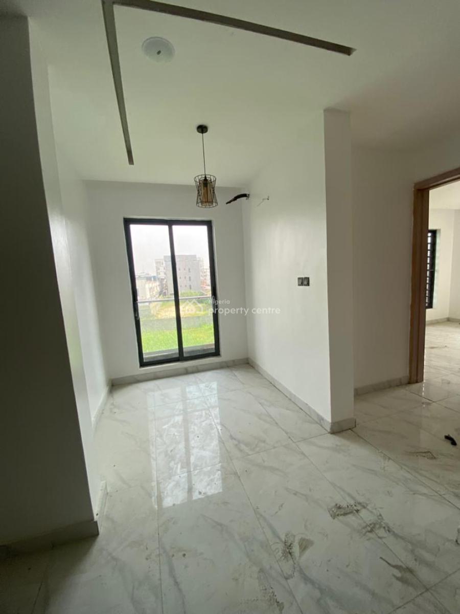 Luxurious 2 Bedroom Apartment with Pool, Lekki Phase 1, Lekki, Lagos, Flat / Apartment for Sale