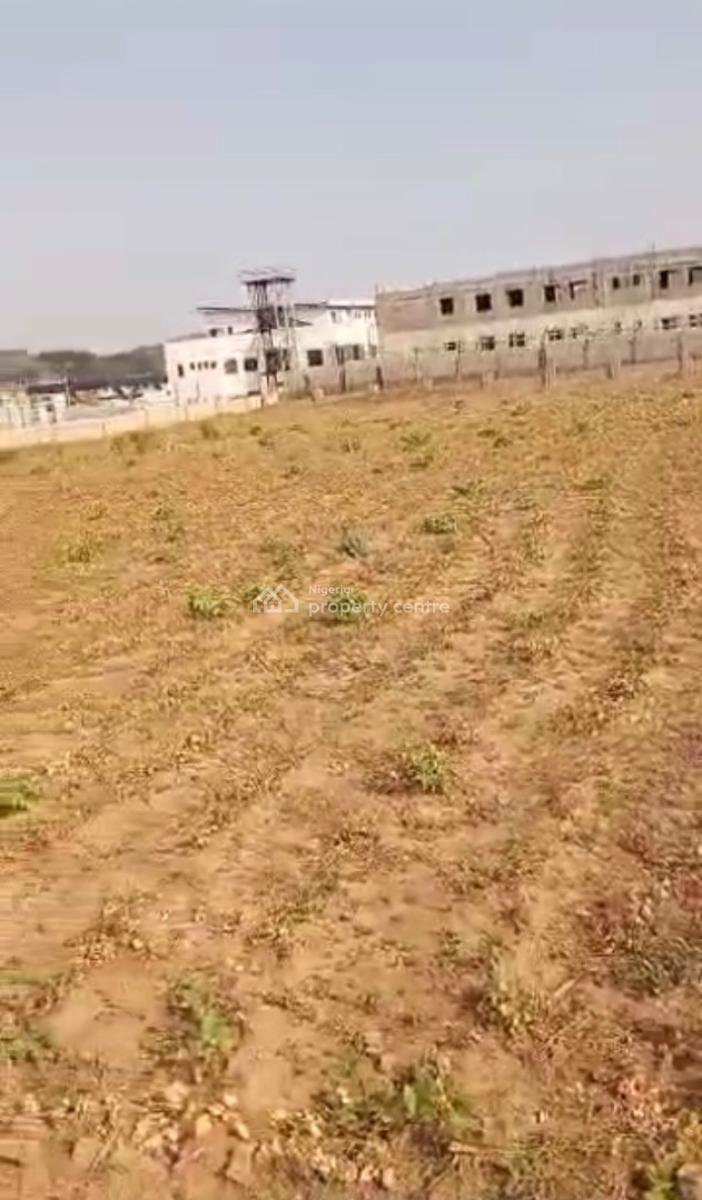 3,700sqm, Commercial, Fcda R of O, Tarred Road, Fo1 Main, Fo1 Layout, Kubwa, Abuja, Commercial Land for Sale