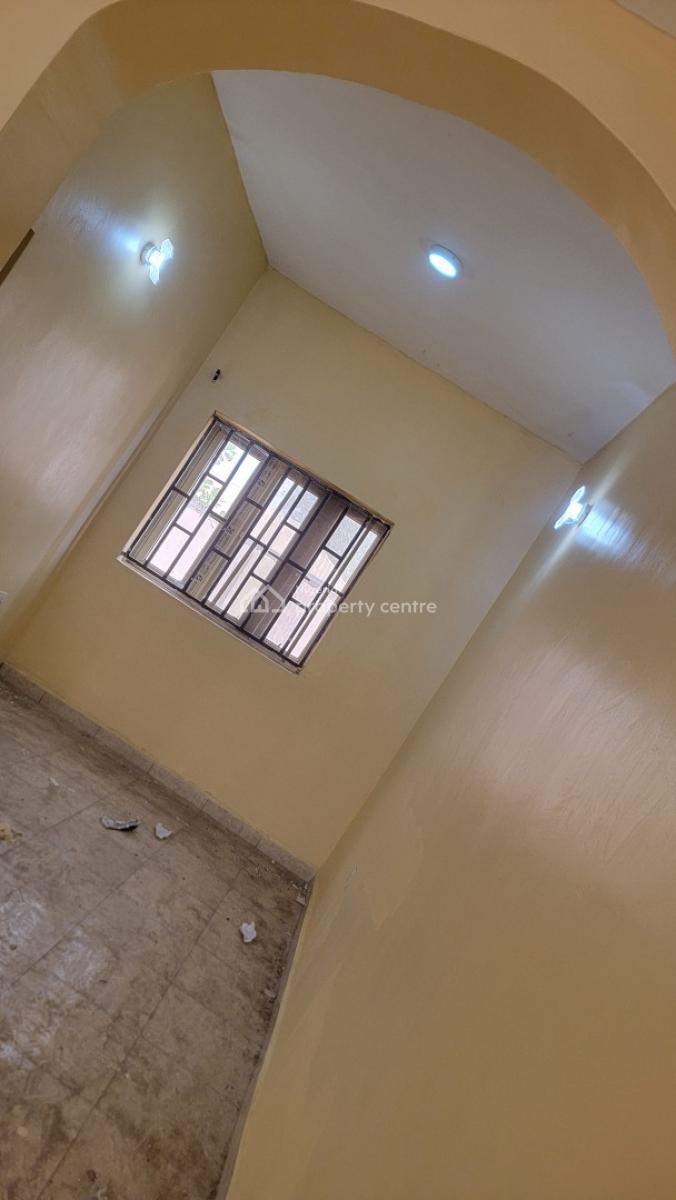 Nice Two(2) Bedroom in a Good Location of Lugbe Fha, Airport Road Abuj, Lugbe Fha 1, Lugbe District Airport Road Abuja, Lugbe District, Abuja, Flat / Apartment for Rent