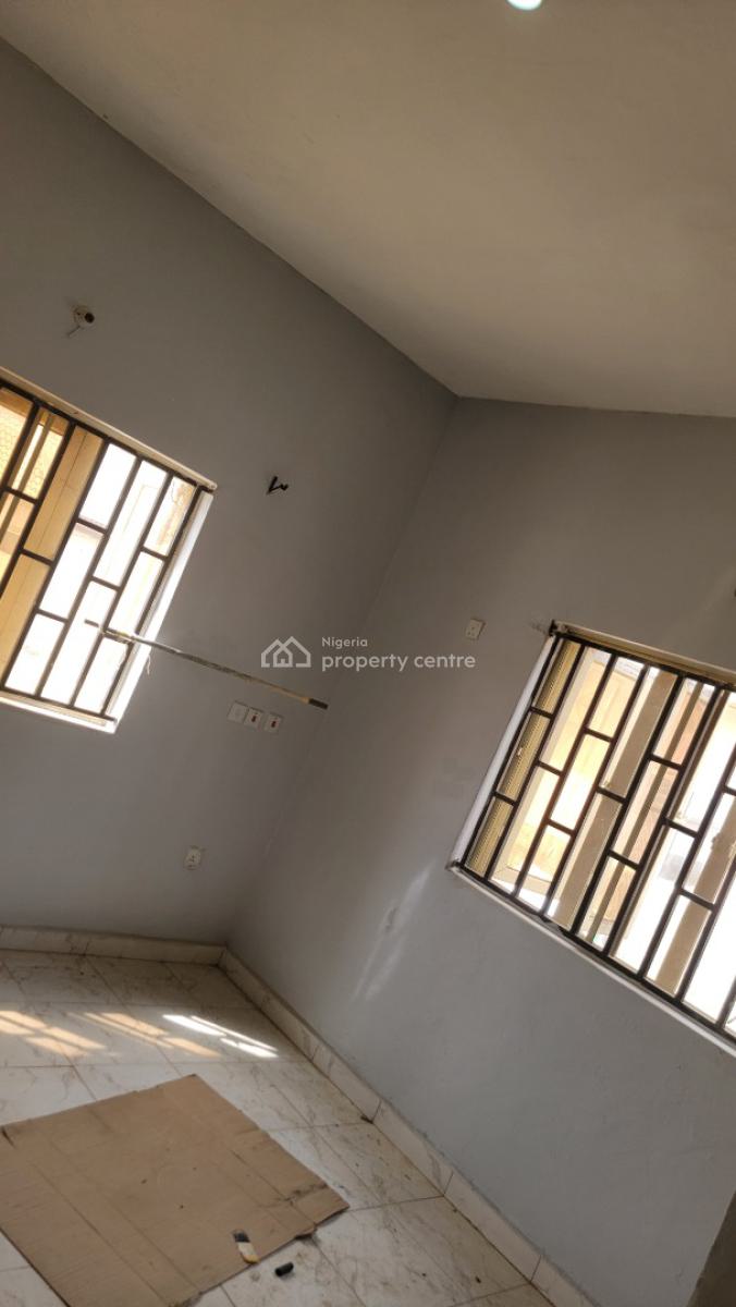 Nice Two(2) Bedroom in a Good Location of Lugbe Fha, Airport Road Abuj, Lugbe Fha 1, Lugbe District Airport Road Abuja, Lugbe District, Abuja, Flat / Apartment for Rent