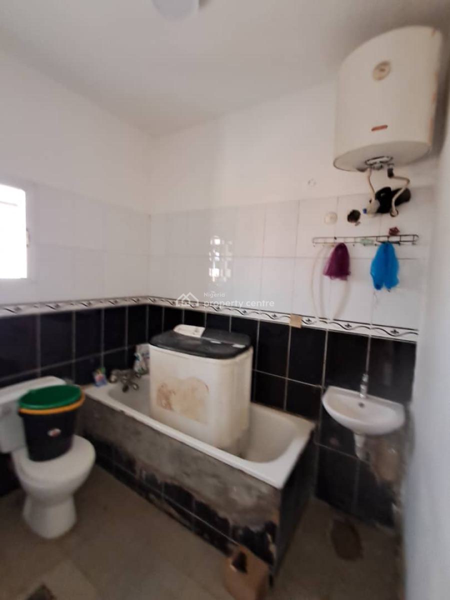 2-bedroom Flat Upstairs, New Road Alpha Beach (before Coastal Road) Chevron Lekki, Lekki, Lagos, Flat / Apartment for Rent