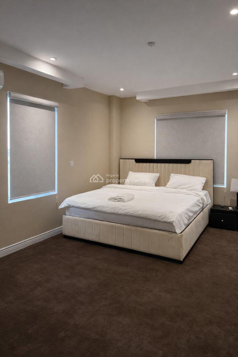 Luxury 4-bedroom Maisonette with Fully-equipped Gym, Pleasant Stay, Ensuite Rooms, Lekki Phase 1, Lekki, Lagos, Flat / Apartment Short Let