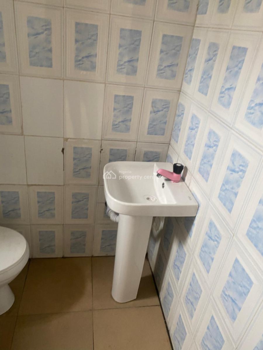 Standard Studio Apartment, Off Admiralty Road, Lekki Phase 1, Lekki, Lagos, Self Contain (single Rooms) for Rent