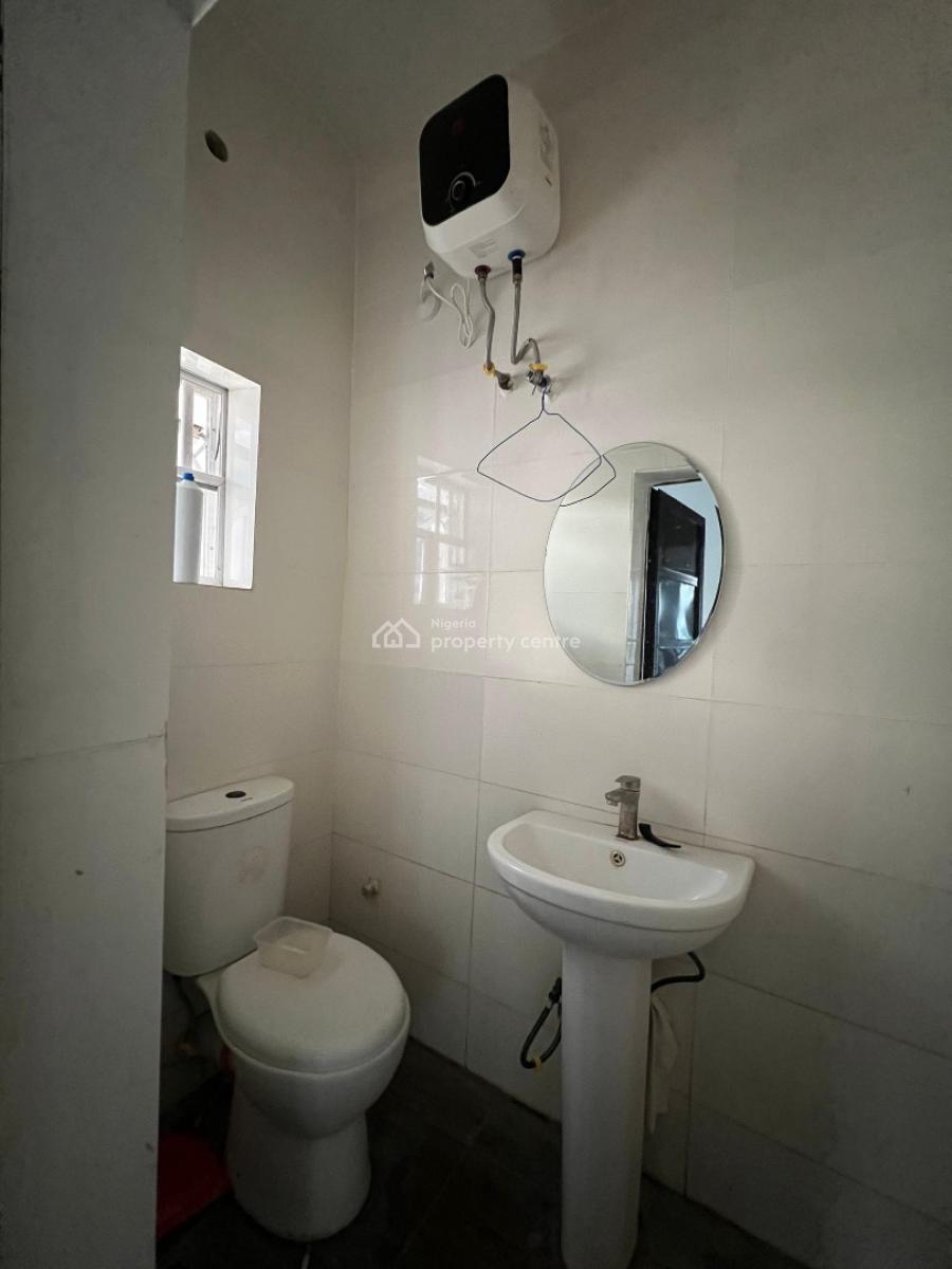 Lovely 3 Bedroom Apartment on a Ground Floor in a Secure Estate, Ikate, Lekki, Lagos, Flat / Apartment for Rent