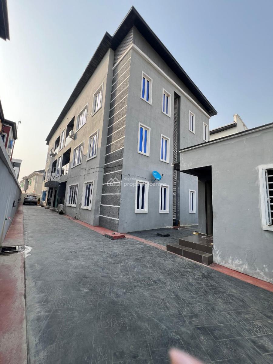 Lovely 3 Bedroom Apartment on a Ground Floor in a Secure Estate, Ikate, Lekki, Lagos, Flat / Apartment for Rent