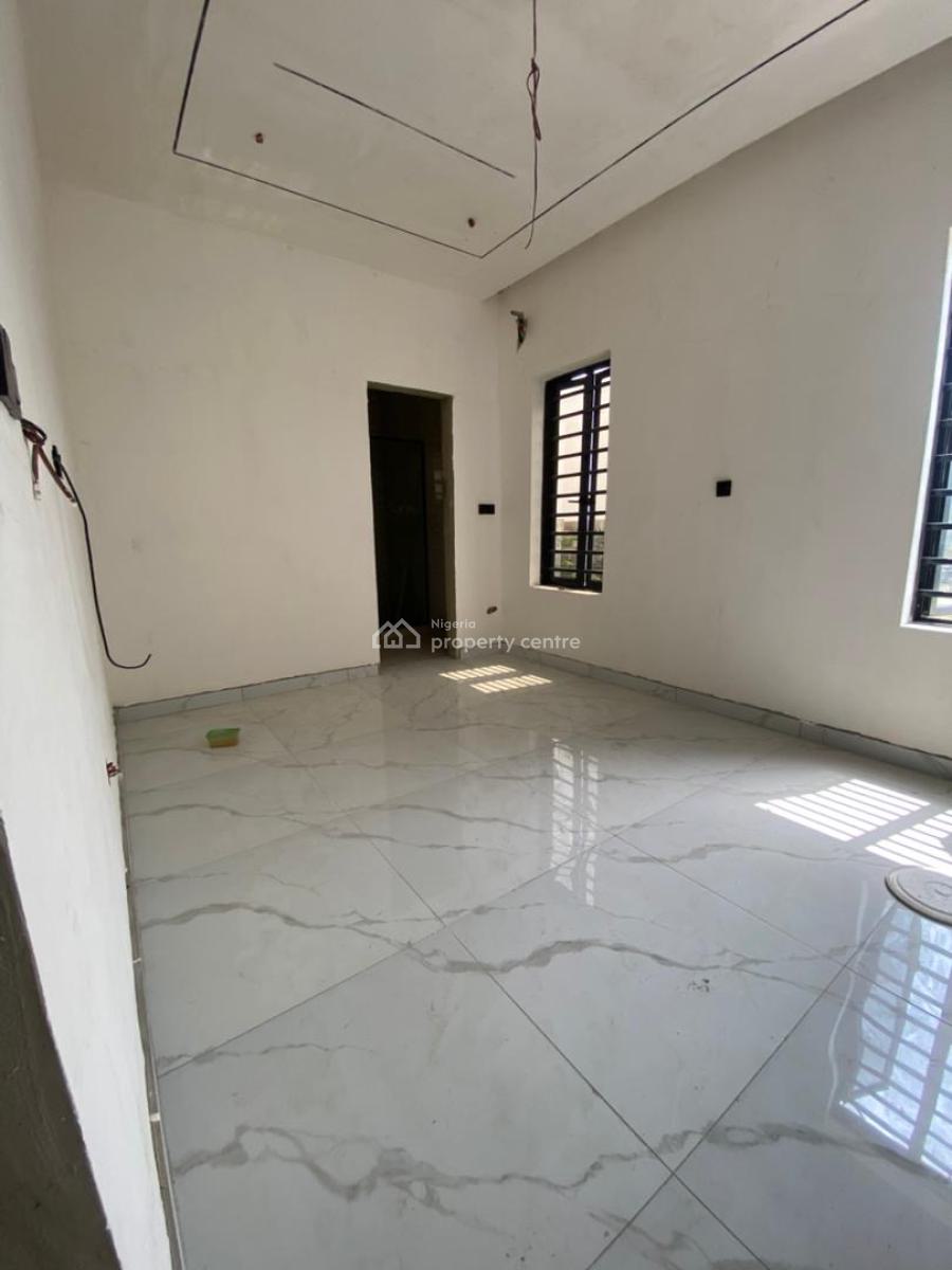 Luxurious 3 Bedroom Apartment, Lekki Phase 1, Lekki, Lagos, Flat / Apartment for Sale