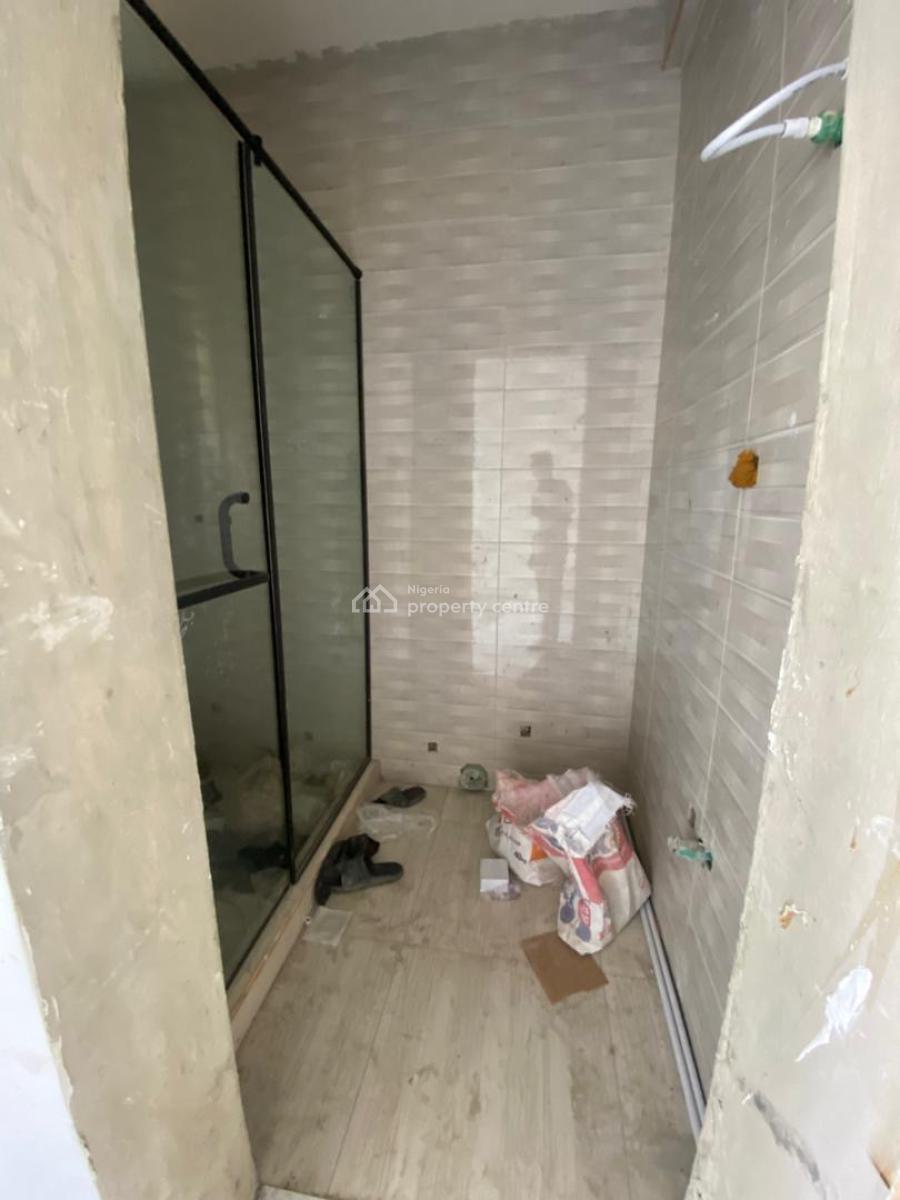 Luxurious 3 Bedroom Apartment, Lekki Phase 1, Lekki, Lagos, Flat / Apartment for Sale