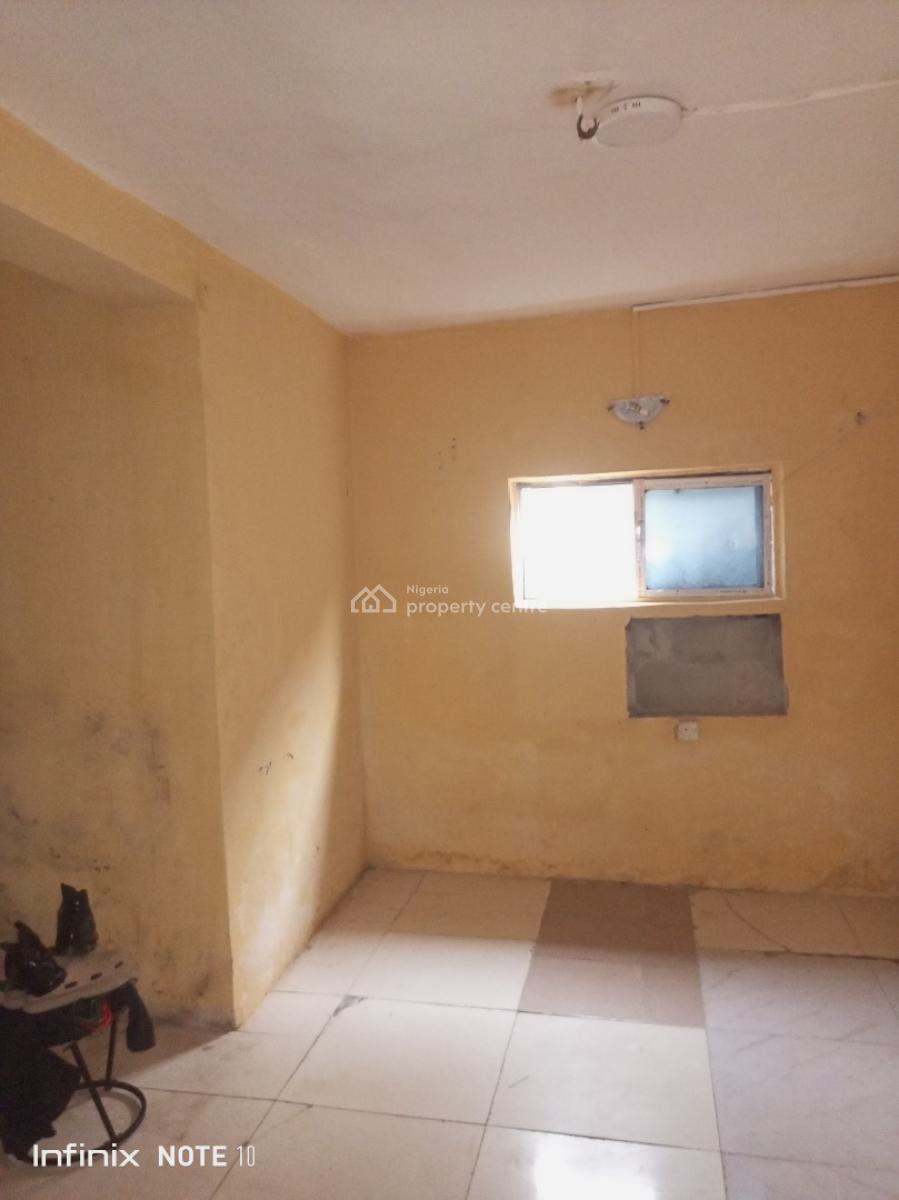 Large Selfcon, Off Alfa Beach Road, Igbo Efon, Lekki, Lagos, Self Contain (single Rooms) for Rent