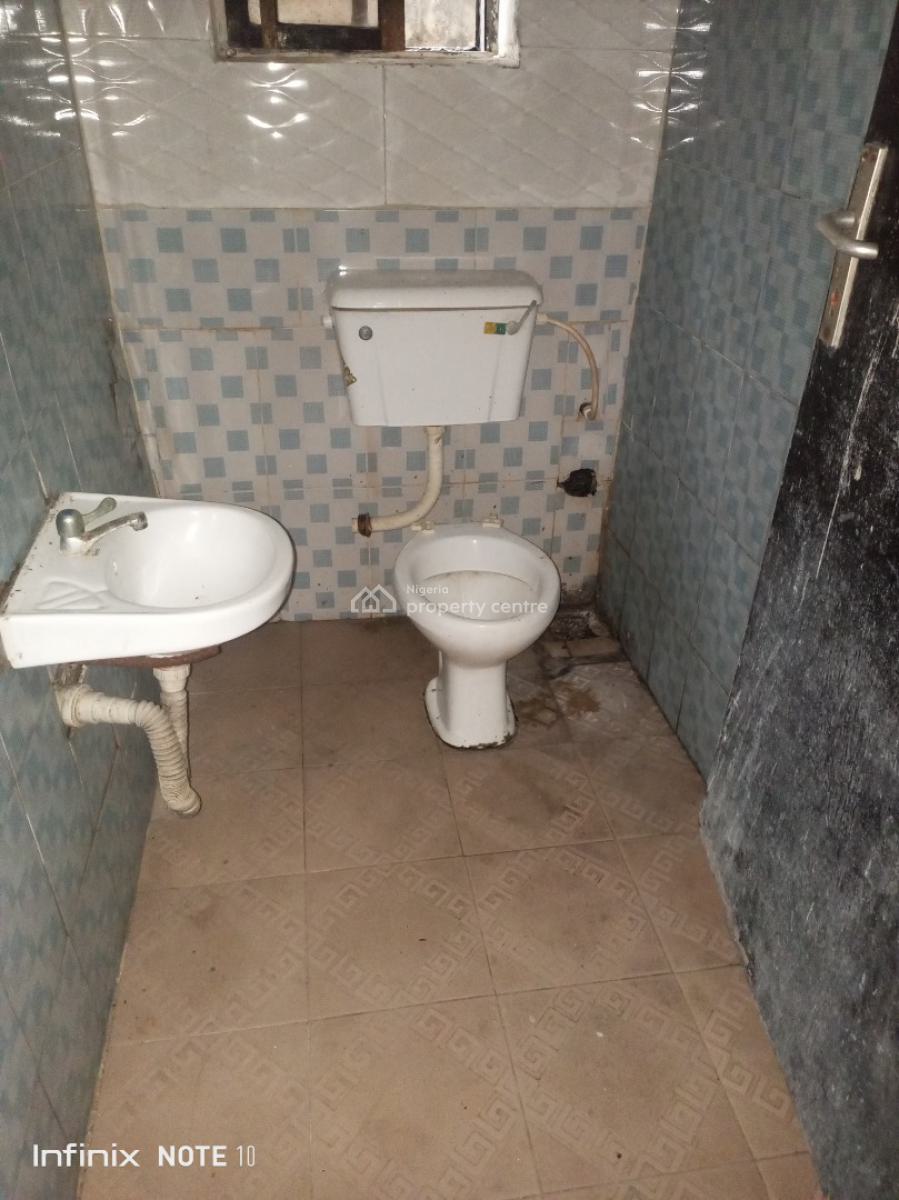Large Selfcon, Off Alfa Beach Road, Igbo Efon, Lekki, Lagos, Self Contain (single Rooms) for Rent