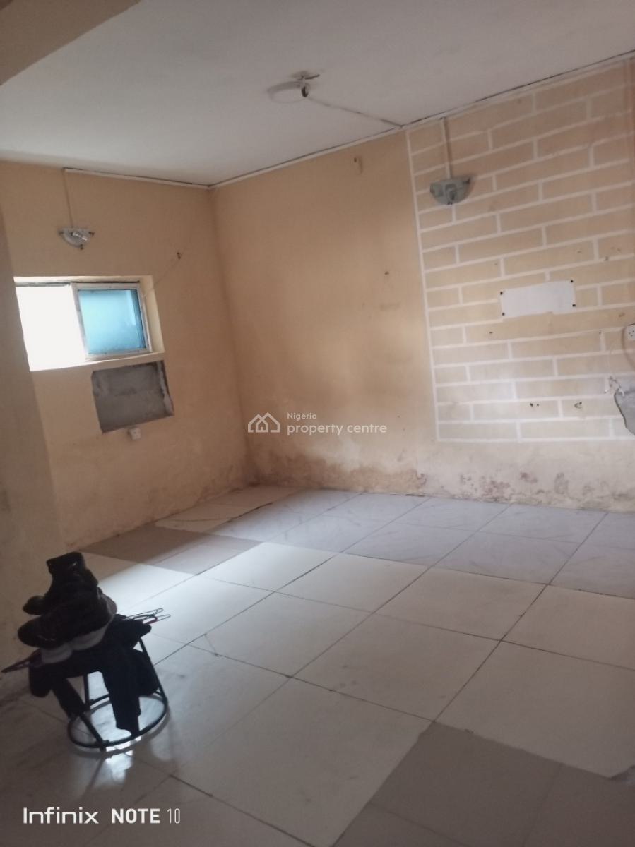 Large Selfcon, Off Alfa Beach Road, Igbo Efon, Lekki, Lagos, Self Contain (single Rooms) for Rent
