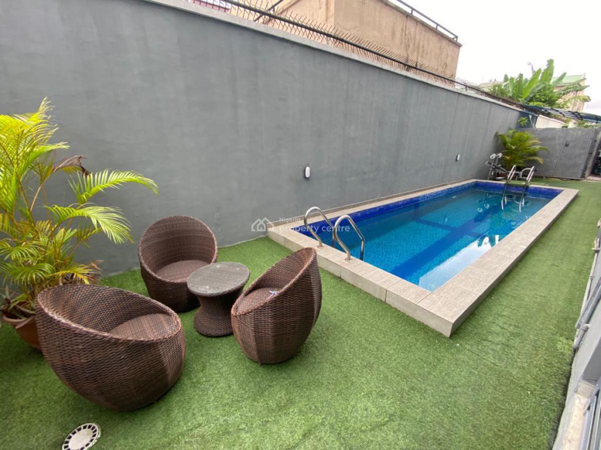Three Bedroom Apartment, Lekki Phase 1, Lekki, Lagos, Flat / Apartment for Rent