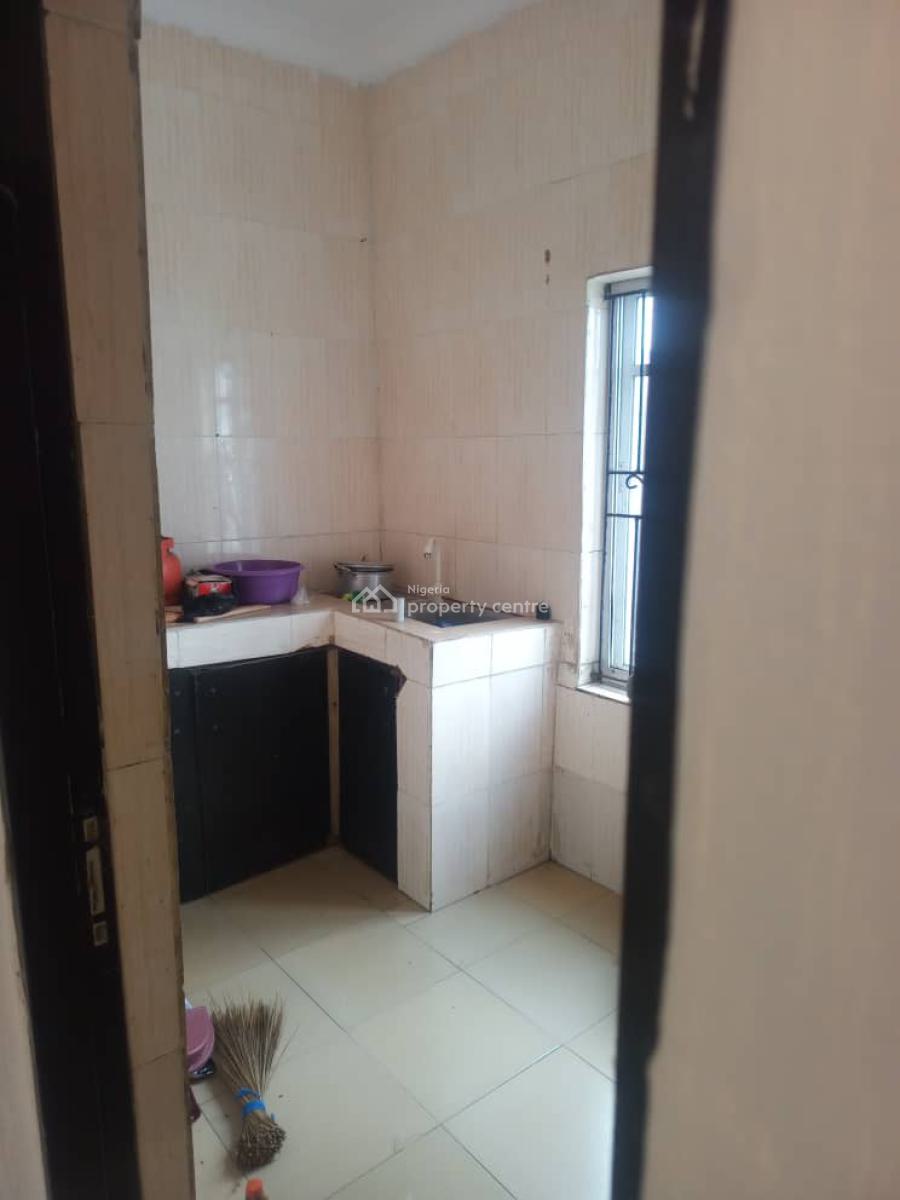 Block of Flats in a Good Location, Awoyaya, Ibeju Lekki, Lagos, Block of Flats for Sale