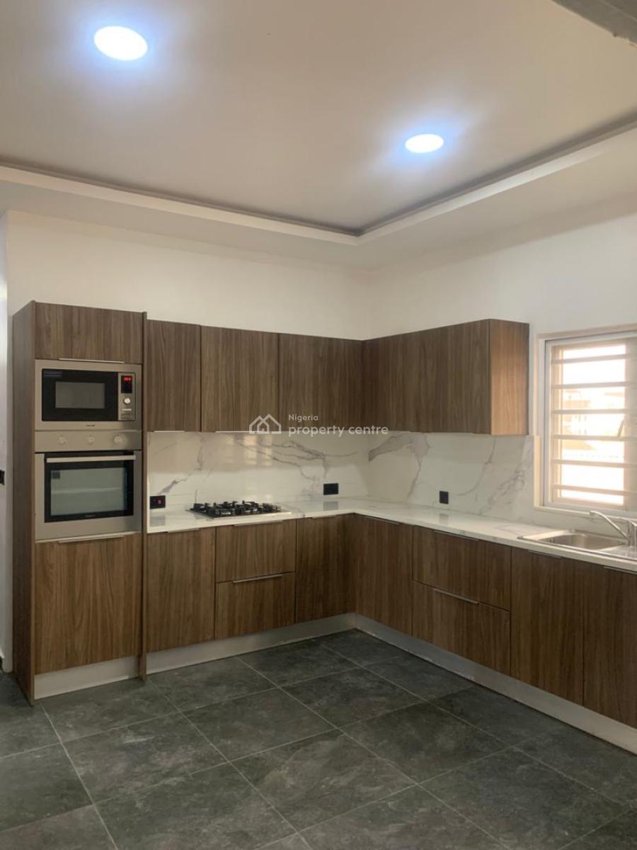 Serviced 3 Bedroom Apartment with Bq, Ikate, Lekki, Lagos, Flat / Apartment for Rent